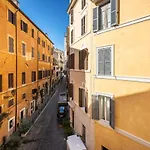Holiday Vip Navona Floor
